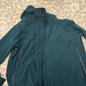 under armor rain jacket/jacket